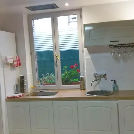 Maison Confortable A Avec Parking Semesterbostad