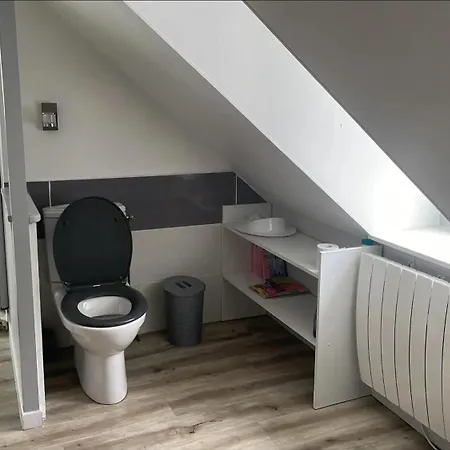 Semesterbostad Maison Confortable A Avec Parking