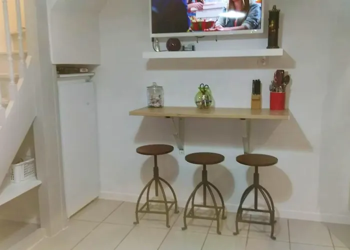 Maison Confortable A Avec Parking Holiday home